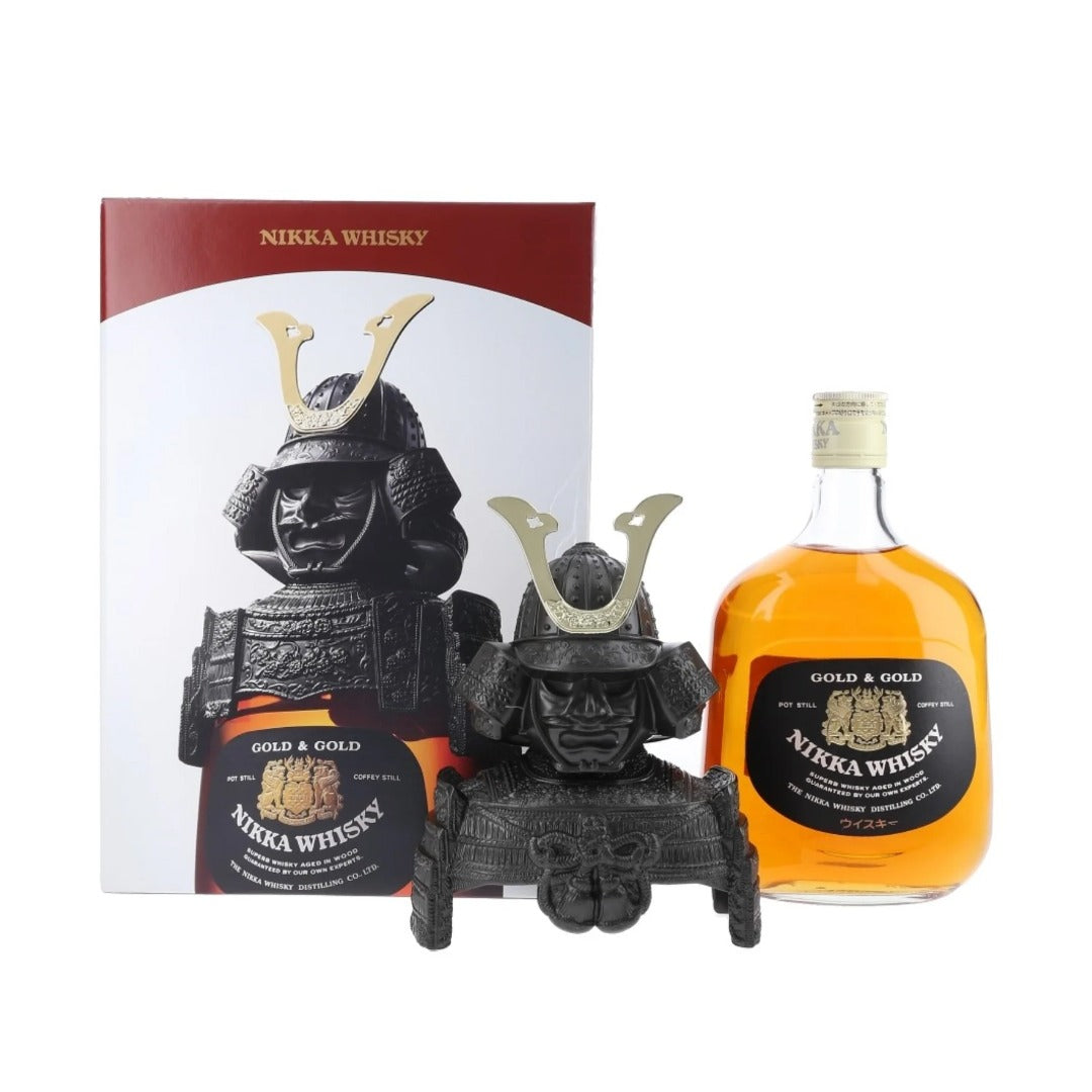 NIKKA SAMURAI GOLD & GOLD PLASTIC ARMOR 70CL